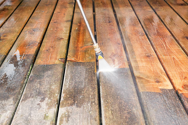 Why Choose Our Certified Pressure Washing Experts for Your Project Needs in South Rockwood, MI?